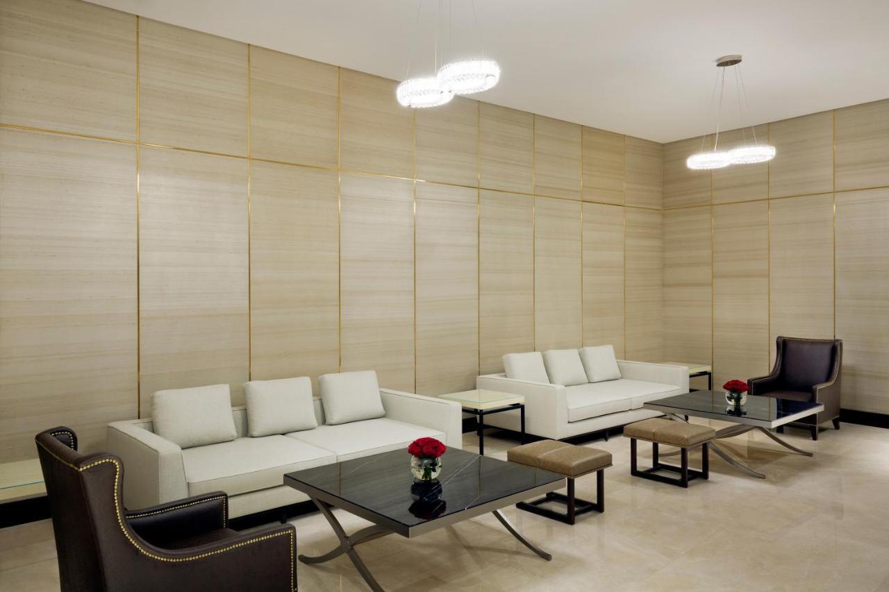 Grand Hyatt Al Khobar Hotel And Residences Eksteriør billede The interior of the lounge
