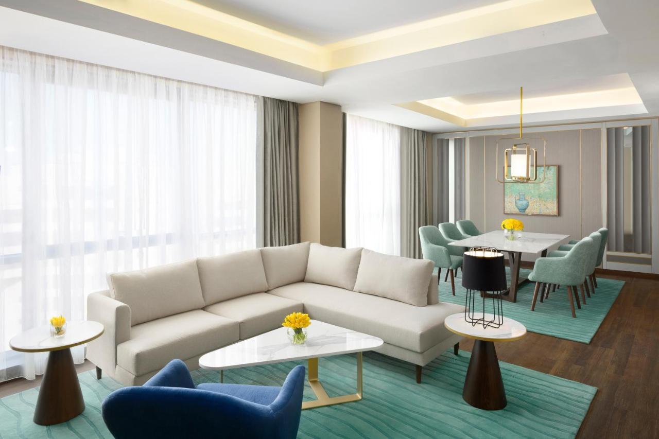 Grand Hyatt Al Khobar Hotel And Residences Eksteriør billede A suite at the hotel