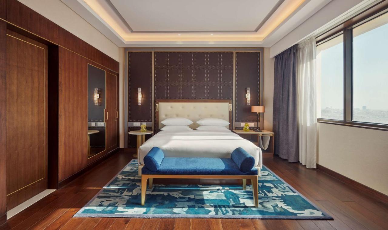 Grand Hyatt Al Khobar Hotel And Residences Eksteriør billede Deluxe Suite