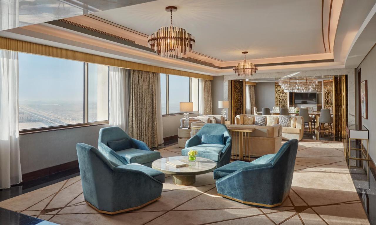 Grand Hyatt Al Khobar Hotel And Residences Eksteriør billede The Sky Lounge